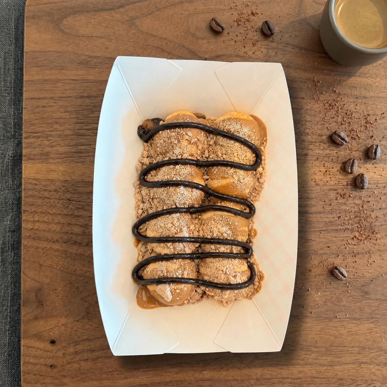 Coffee cream puffs